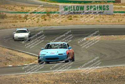 media/May-31-2025-CalClub SCCA (Sat) [[2c1a04e1ee]]/Qualifying/Group 5/Turn 4/